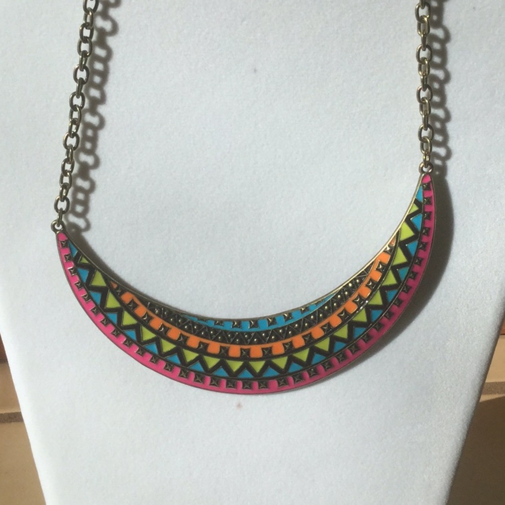 Statement Piece multi-colored necklace